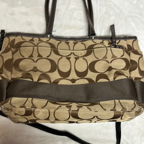 Coach Brown Tote Bag with Signature Design - Picture 4 of 16